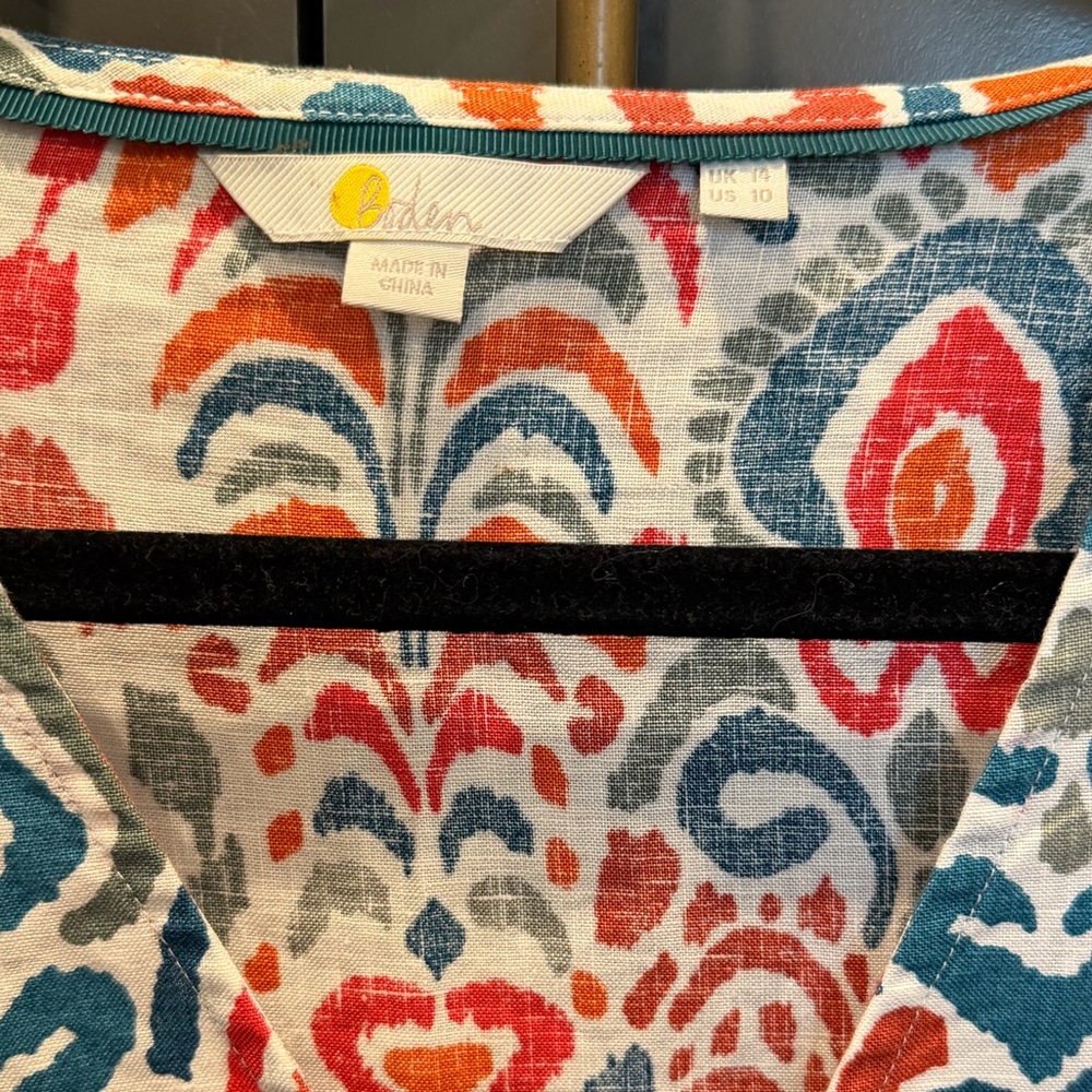 Boden Ikat Print V-Neck Blouse | Long Sleeve | Size US 10 - Picture 4 of 4